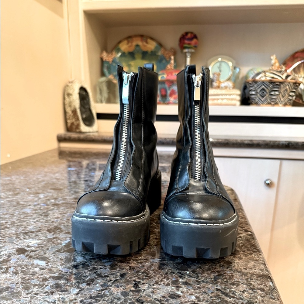 Zara Front Zip Up Chunky Heel Boots